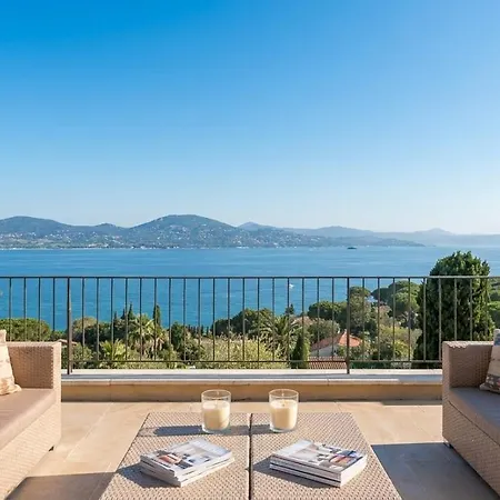 Villa Blue Med *