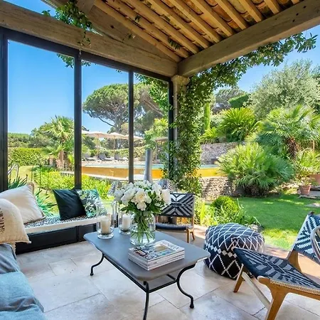 Blue Med Villa *