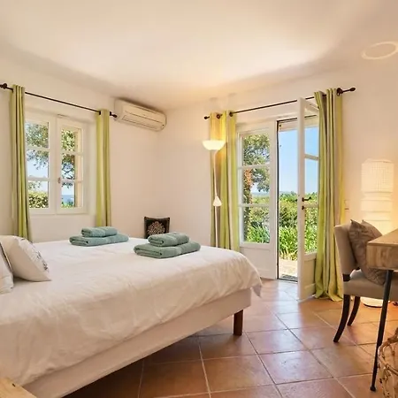 Blue Med Villa *