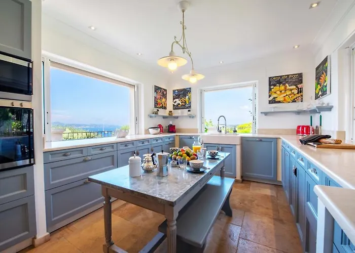 Blue Med * Saint-Tropez